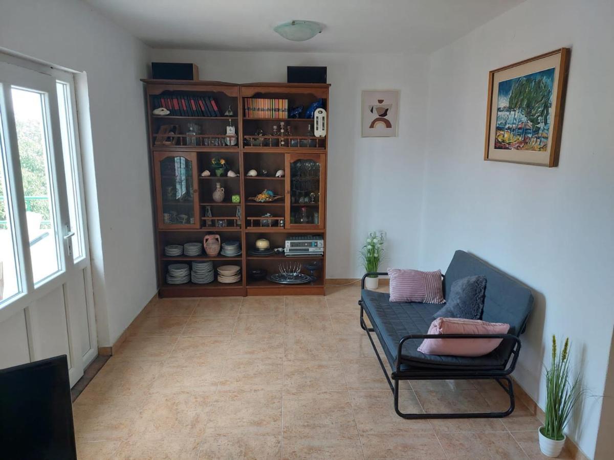 Peaceful & Cozy Rest House, 80M From Beach Trogir Exterior foto